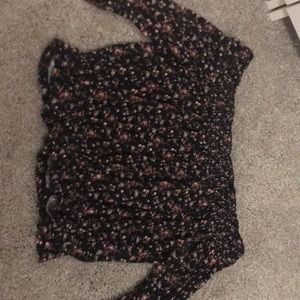 Off the shoulder floral quarter sleeve